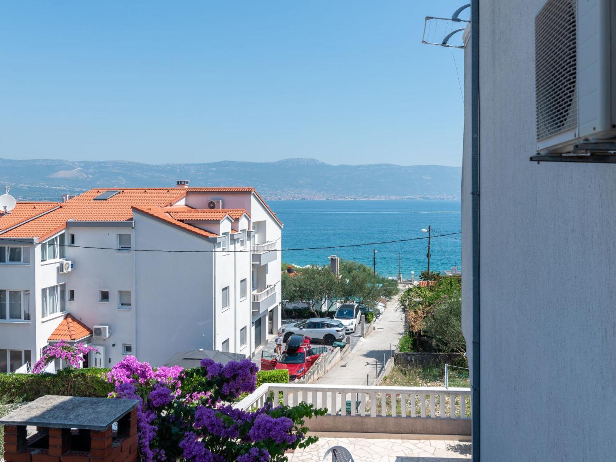 Apartment Miljus By Interhome Trogir Exterior photo